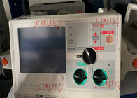 Zoll M Series Refurbished Defibrillator rema duramente o dispositivo médico