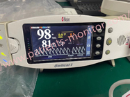 O equipamento médico usado Masima AJUSTOU o oxímetro do pulso Radical-7 para o hospital